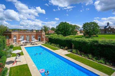 5 bedroom terraced house for sale, At Trent Park, London, EN4, Barnet EN4