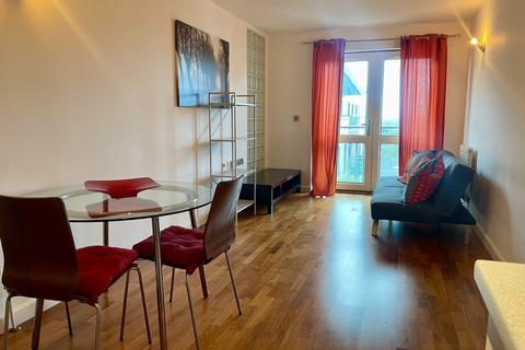 1 bedroom apartment to rent, Longfield Centre, Prestwich, M25