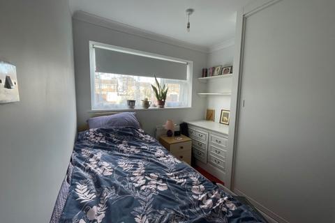 2 bedroom flat for sale, Lord Warden Avenue, Walmer, CT14