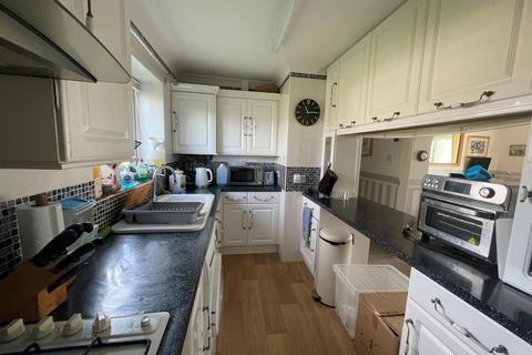2 bedroom flat for sale, Lord Warden Avenue, Walmer, CT14