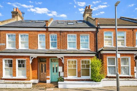 Romberg Road, London SW17