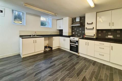 undefined, James Street, Bradford BD15