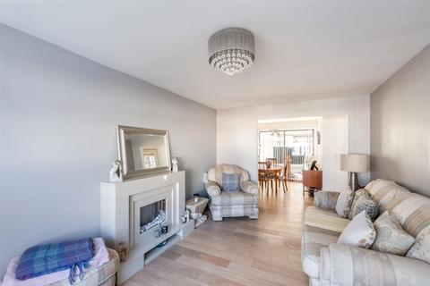 3 bedroom detached house for sale, 18 Elgin Drive, Stirling, FK7