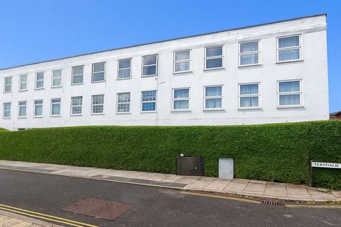 2 bedroom apartment to rent, Greenford Road, Greater London UB6
