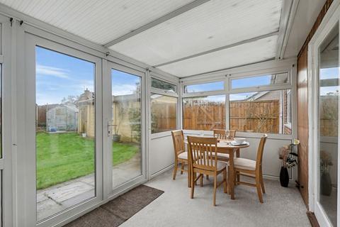 2 bedroom semi-detached bungalow for sale, Lakewood Drive, Gillingham ME8
