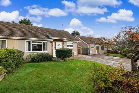 2 bedroom semi-detached bungalow for sale, Lakewood Drive, Gillingham ME8