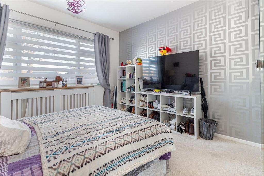 Bedroom-2-3.jpg