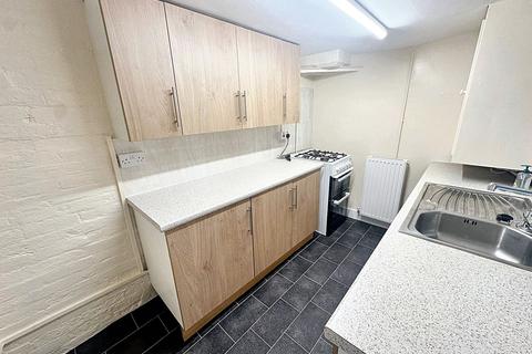 2 bedroom property to rent, Perryfield Street, Maidstone ME14