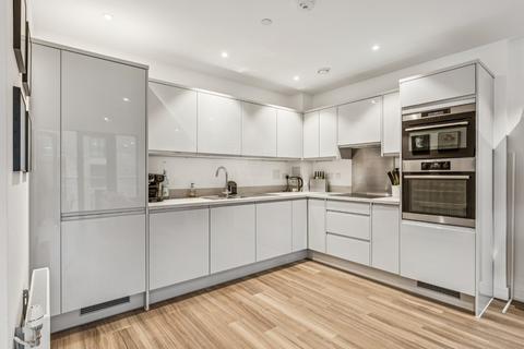 1 bedroom flat to rent, Causeway House, Creek Lane, London