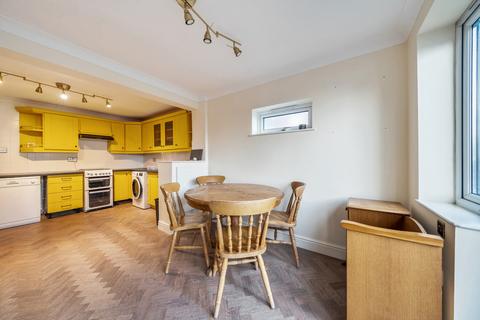 undefined, Lawns Terrace, Leeds, West Yorkshire, LS12