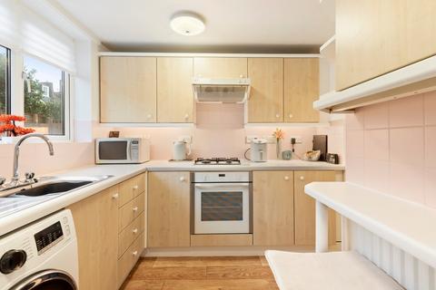 undefined, Claxton Grove, Hammersmith, London