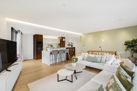 3 bedroom flat to rent, Lighterman Towers, 1 Harbour Avenue, London