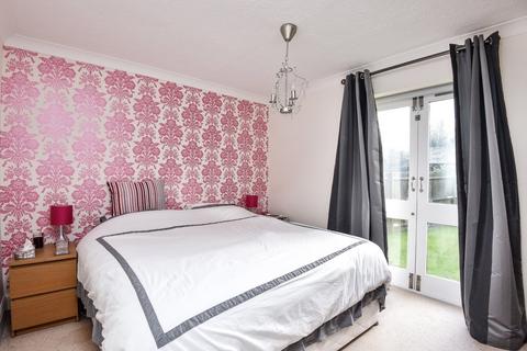 2 bedroom flat for sale, Albemarle Park, Albemarle Road, Beckenham, BR3