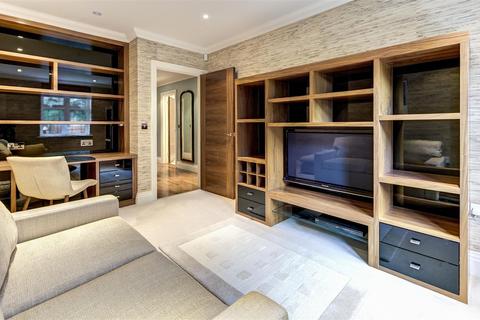 3 bedroom apartment to rent, BEAUMONT CLOSE, HAMPSTEAD GARDEN SUBURB, N2