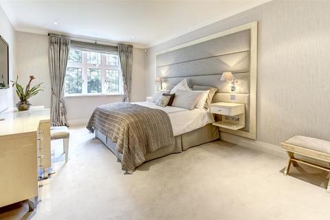 3 bedroom apartment to rent, BEAUMONT CLOSE, HAMPSTEAD GARDEN SUBURB, N2