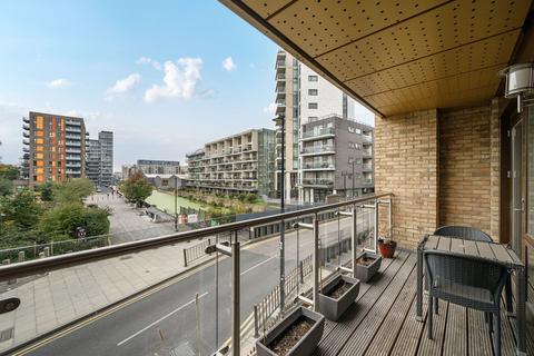 2 bedroom flat for sale, Upper North Street, London E14