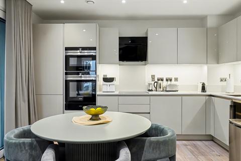 undefined, New Drum Street, London, E1