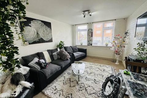 undefined, Dunsmore Avenue, Coventry * GROUND FLOOR *