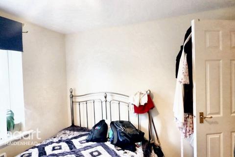 1 bedroom maisonette for sale, Maplin Park, Slough