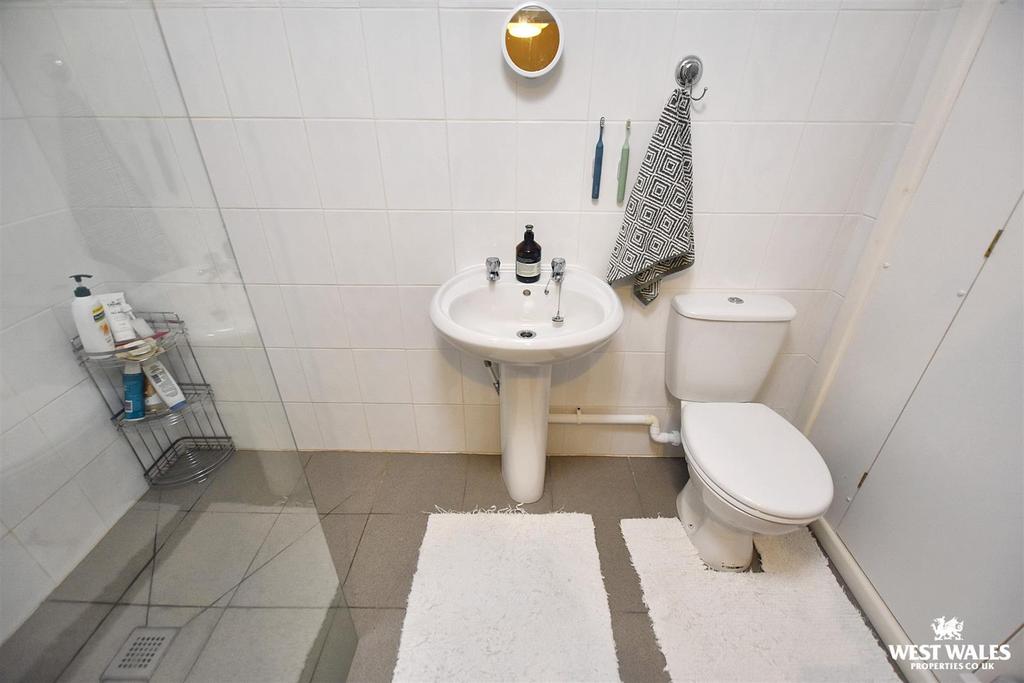 2 - 2025-11-10 T125643.938.jpg