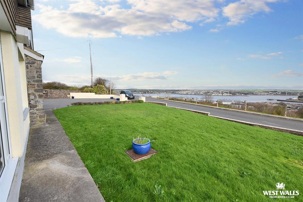 11 - 2025-11-17 T130725.202.jpg