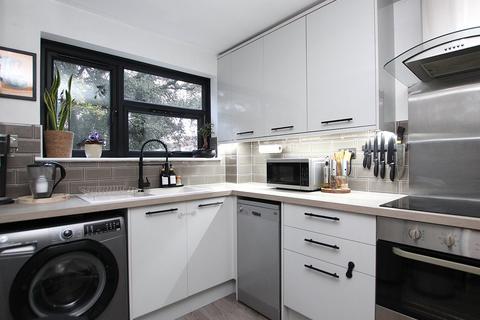 2 bedroom apartment for sale, 1 Mount Road, Lower Parkstone , Poole, BH14