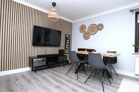 2 bedroom apartment for sale, 1 Mount Road, Lower Parkstone , Poole, BH14