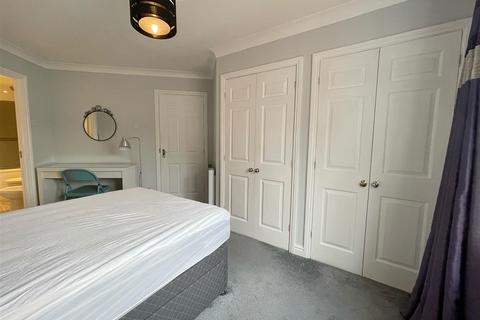 2 bedroom apartment to rent, Symphony Court, Sheepcote Street