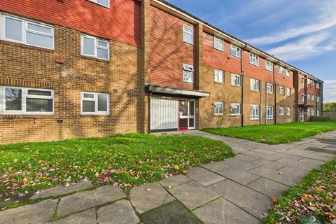 2 bedroom flat for sale, Byrd Road, Crawley RH11