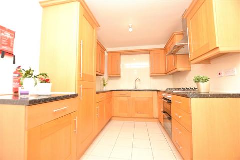 3 bedroom end of terrace house to rent, Norwich Crescent, Chadwell Heath, Romford, RM6