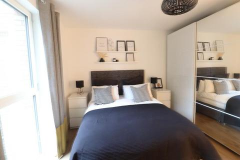 1 bedroom apartment for sale, Chamberlain Court Ironworks Way, London