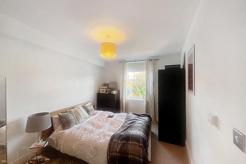 2 bedroom apartment to rent, Fulham High Street, London, SW6