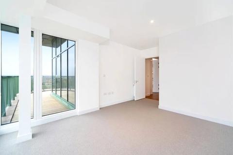 2 bedroom flat to rent, Astell Road, Kidbrooke, London, SE3