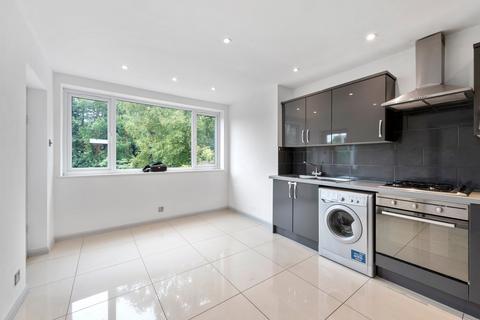3 bedroom terraced house for sale, Angas Court, WEYBRIDGE, KT13