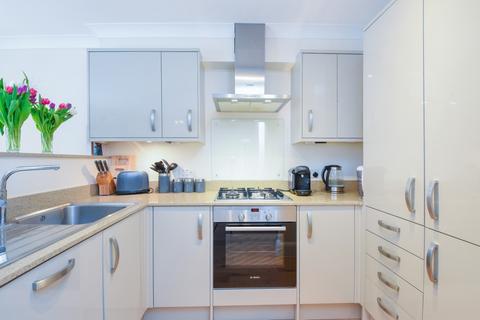 2 bedroom flat to rent, Worple Road Mews, Wimbledon, London, SW19