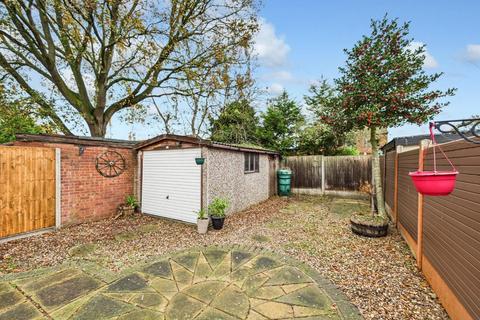 undefined, Dellfield Close, Lincoln