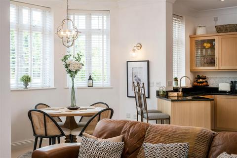 2 bedroom apartment for sale, Flanchford Road, Reigate