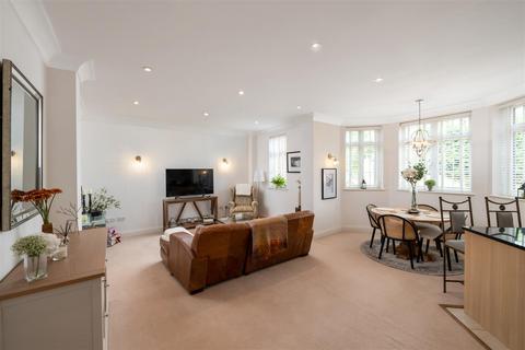2 bedroom apartment for sale, Flanchford Road, Reigate