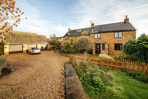 3 bedroom barn conversion for sale, Chrilibarn Cottage, Hanwell