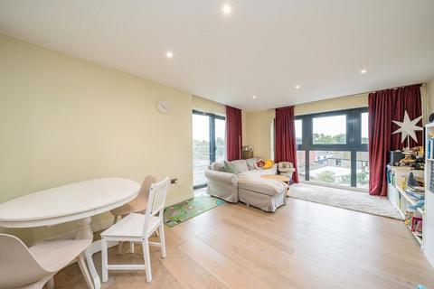 undefined, Heath Road, Twickenham TW1