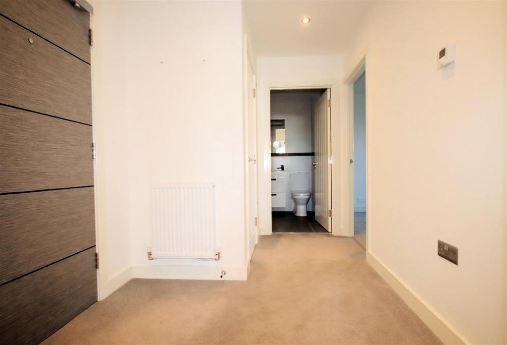 8 The George-Entr2.jpg