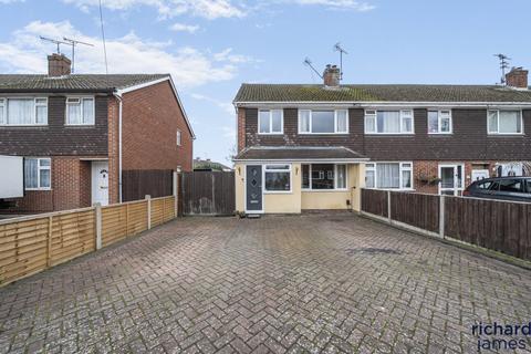 3 bedroom semi-detached house for sale, Fairholm Way, Stratton St Margaret, Swindon, SN2