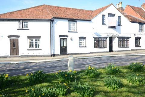 undefined, High Street, Burnham, Slough, SL1
