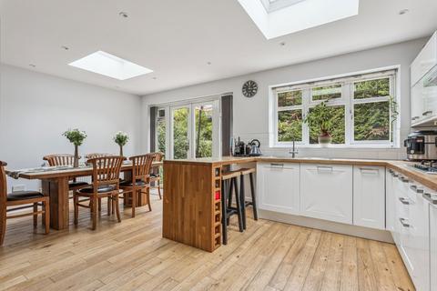 4 bedroom semi-detached house for sale, Sylvia Avenue, Hatch End, Pinner HA5