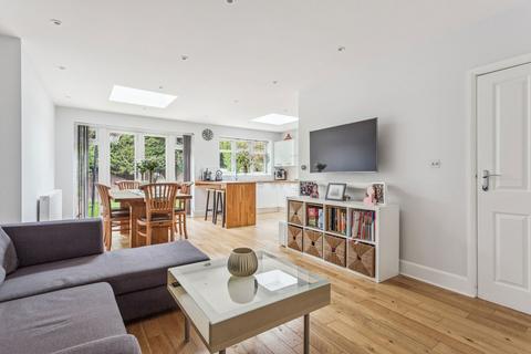 4 bedroom semi-detached house for sale, Sylvia Avenue, Hatch End, Pinner HA5