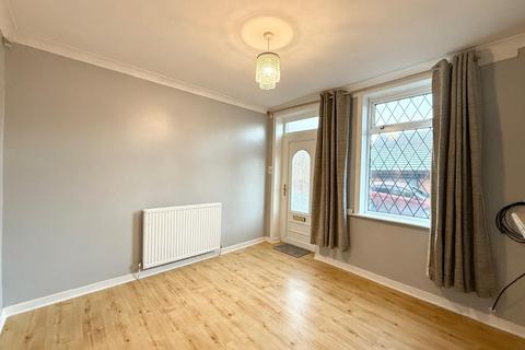 3 bedroom terraced house to rent, Gold Street, Barnsley, South Yorkshire, S70