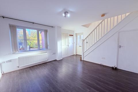 3 bedroom end of terrace house to rent, Everside Drive, M8 8ES