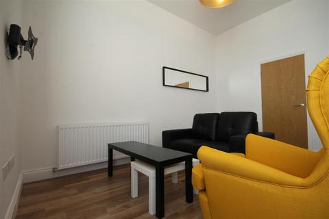 2 bedroom apartment to rent, Osborne Terrace, Jesmond, Newcastle Upon Tyne