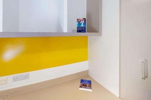 undefined, Chapel Street, Luton LU1