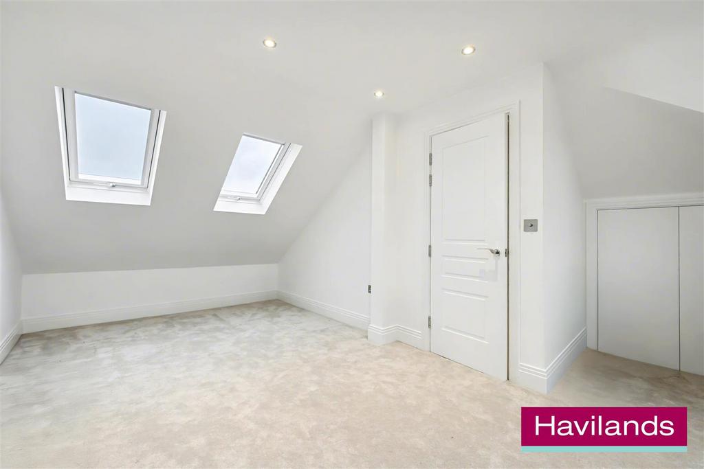 Cranleigh Gardens N21 1 DR-8.jpg